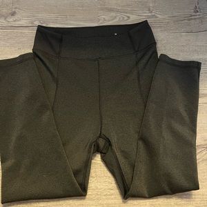 Ivy park leggings in gray. Womens size small. Capri 19 in inseam